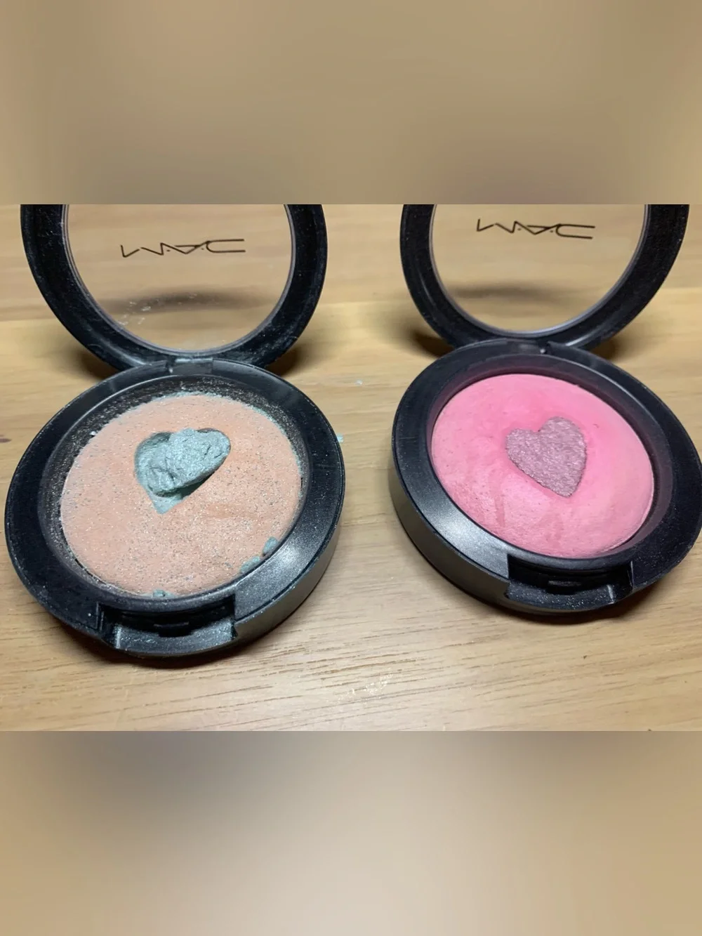 MAC Cosmetics Heart Blush Trio - SAKURA, MISS BEHAVE & GIGGLY